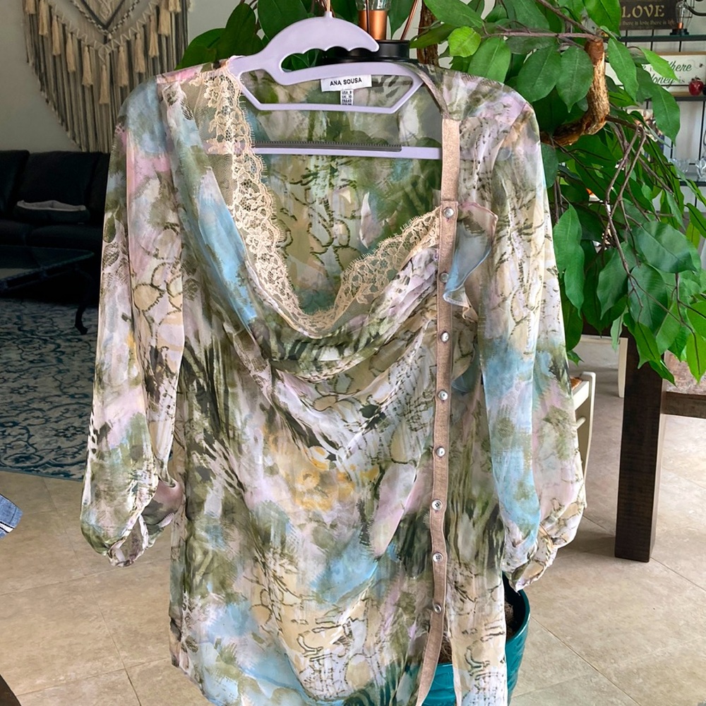 Ana Sousa sheer cream with gold lace and pastels blouse Size 8 3/4 puff sleeve